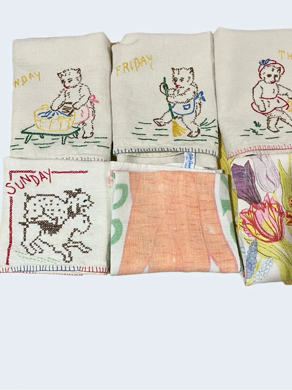 12 Vintage Linen Tea Towels 1940s-70s